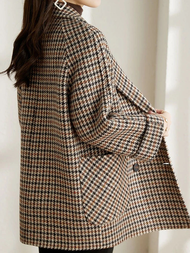 Houndstooth Tailored Coat | Effortless Autumn Sophistication