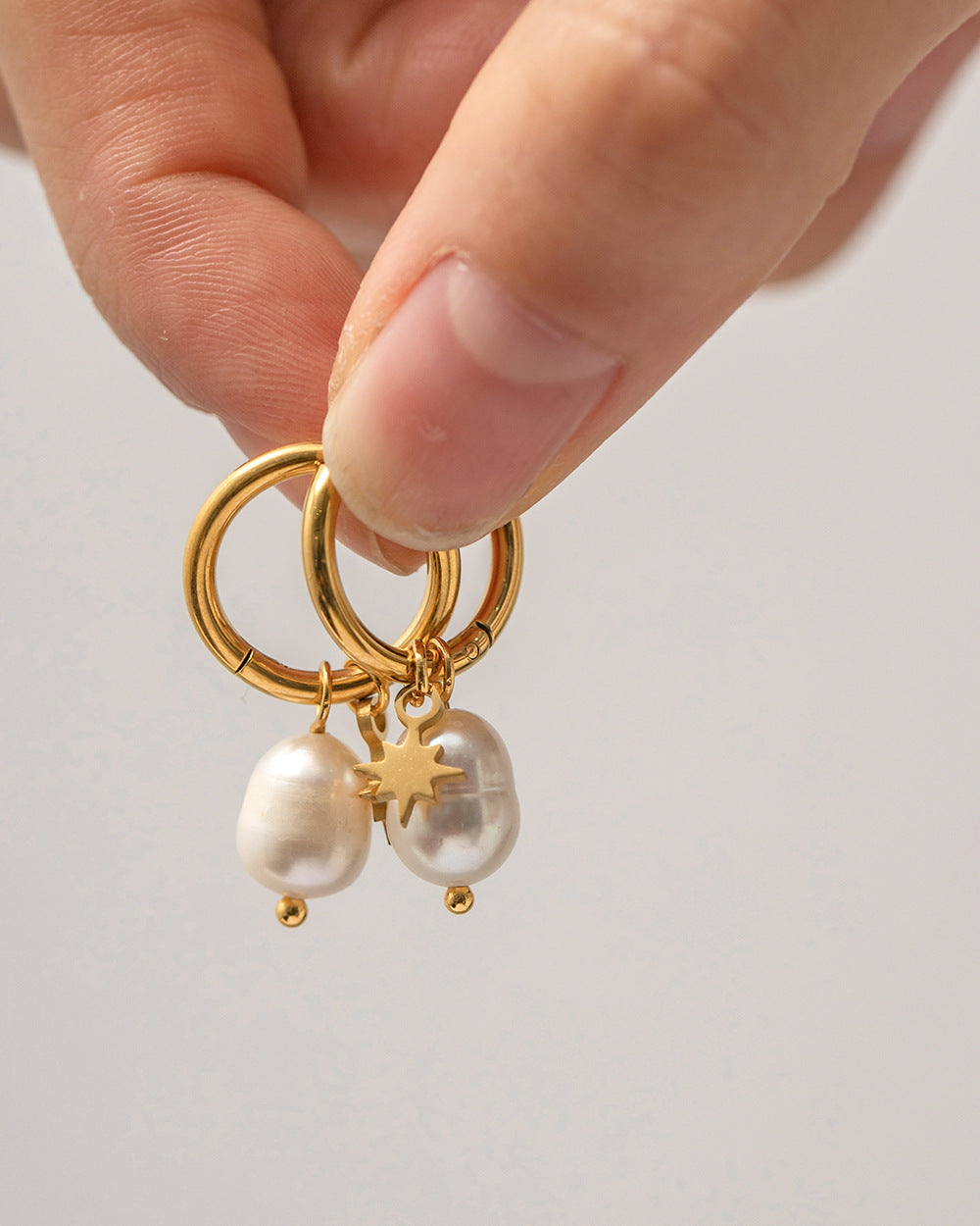 Natural Freshwater Pearl Star Pendant Earrings | Effortless Celestial Elegance