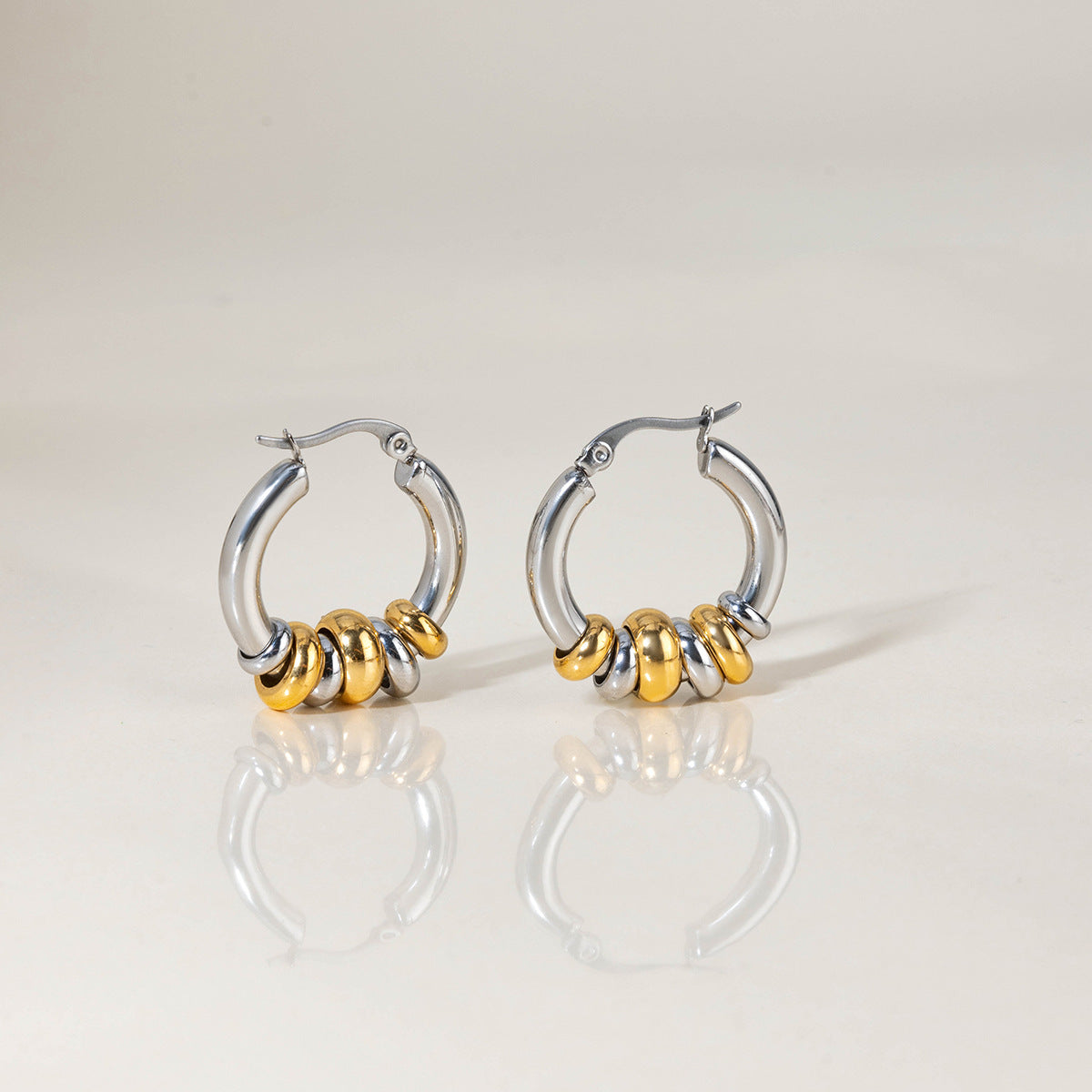 Geometric Interlocking Ring Earrings | Quiet Sculptural Elegance Modern Poise
