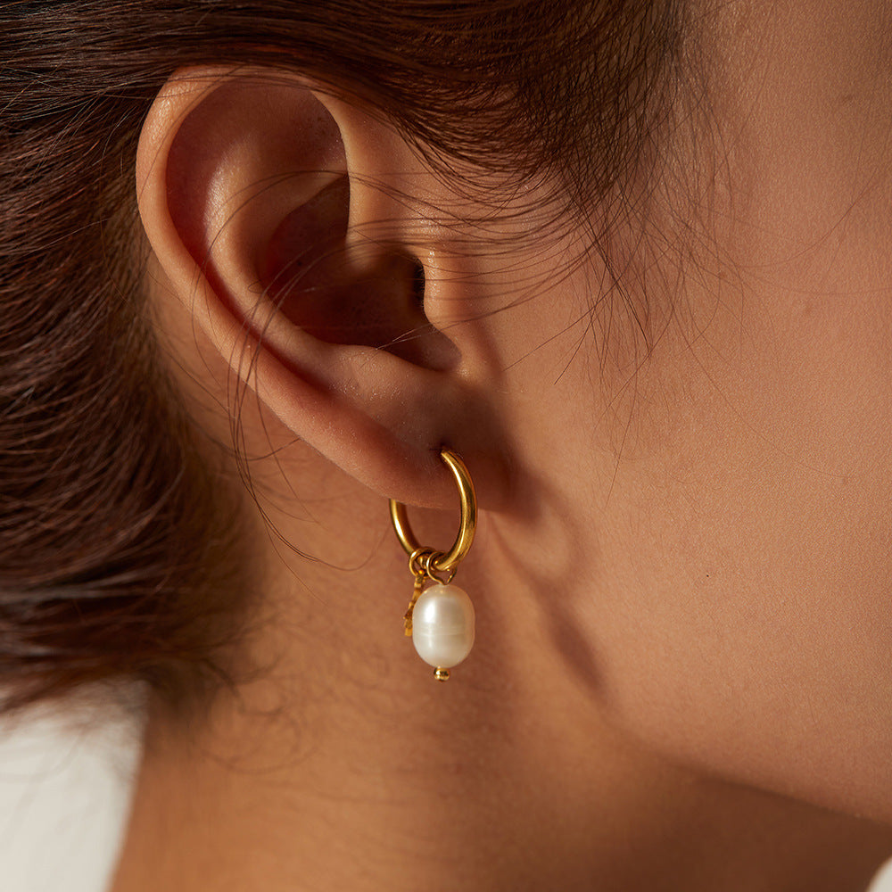 Natural Freshwater Pearl Star Pendant Earrings | Effortless Celestial Elegance