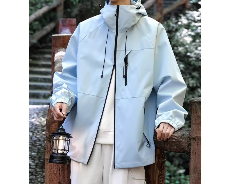 Men’s Hooded Outdoor Jacket | Timeless Weather-Ready Quiet Confidence