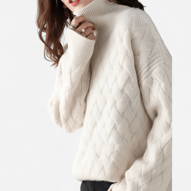 Luxurious Turtleneck Sweater | Lightweight Warmth and Timeless Elegance