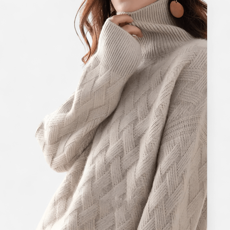 Luxurious Turtleneck Sweater | Lightweight Warmth and Timeless Elegance