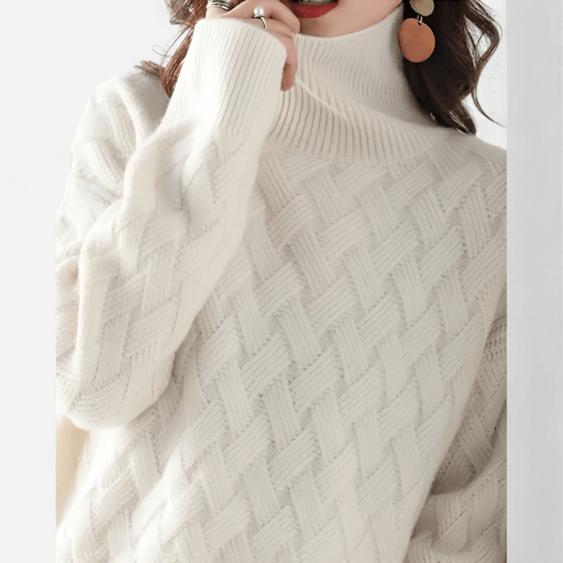 Luxurious Turtleneck Sweater | Lightweight Warmth and Timeless Elegance