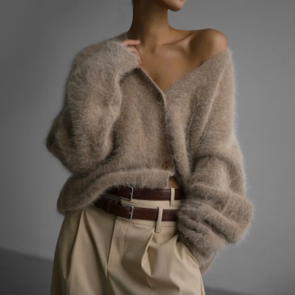 Luxe Performance Knit Cardigan | Effortless Comfort and Timeless Sophistication