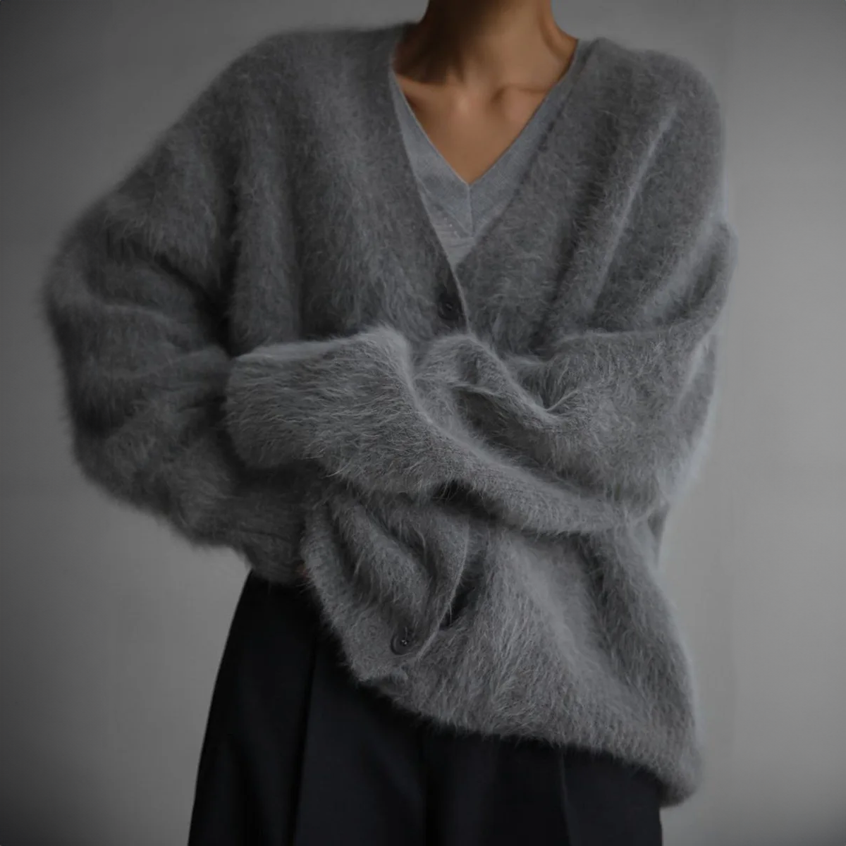 Luxe Performance Knit Cardigan | Effortless Comfort and Timeless Sophistication