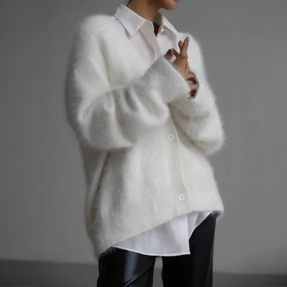 Luxe Performance Knit Cardigan | Effortless Comfort and Timeless Sophistication