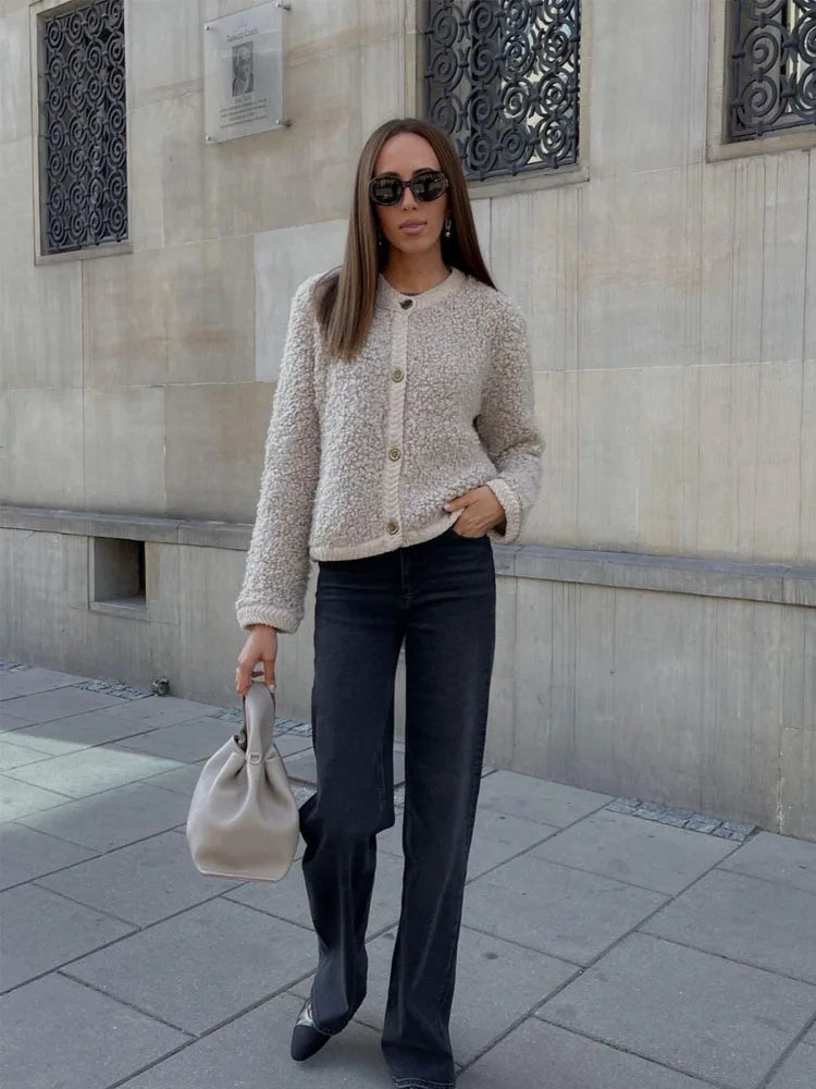 Teddy Cardigan | Plush Warmth and Effortless Quiet Luxury