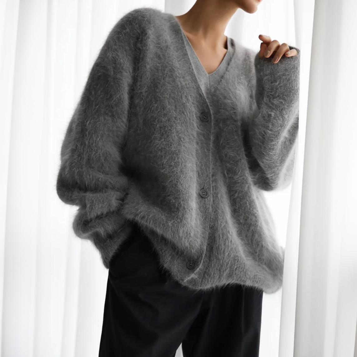 Luxe Performance Knit Cardigan | Effortless Comfort and Timeless Sophistication