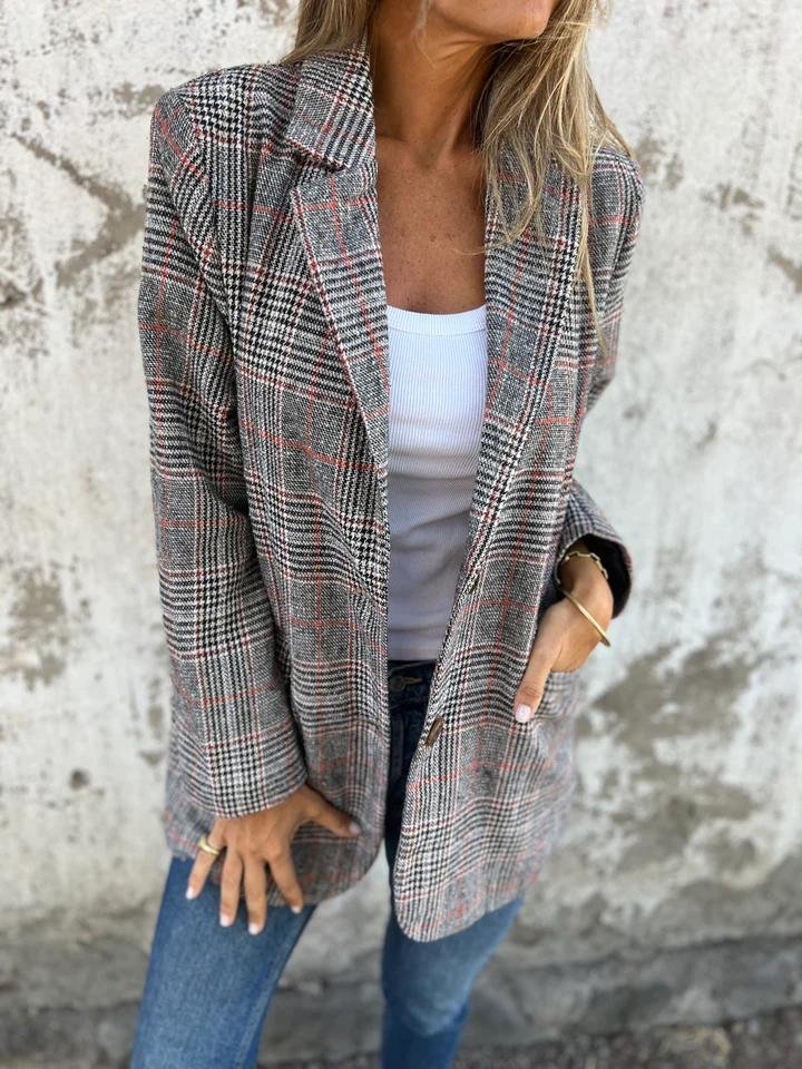 Tailored Checked Blazer | Quiet Autumn Elegance And Versatility