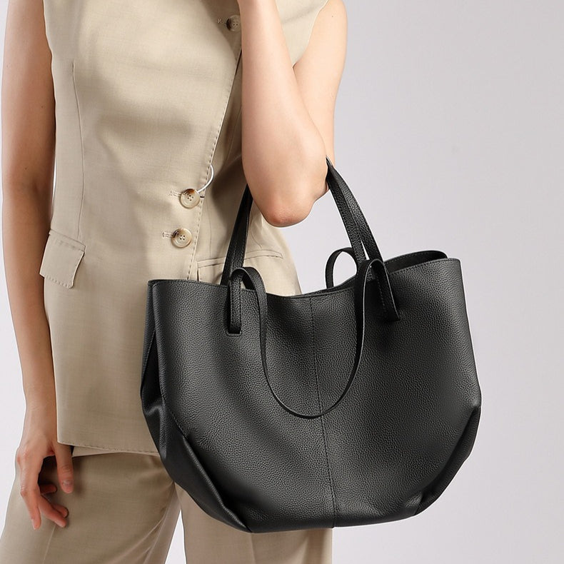 Women’s Pebbled Leather Tote Bag With Pouch | Effortless Sophistication